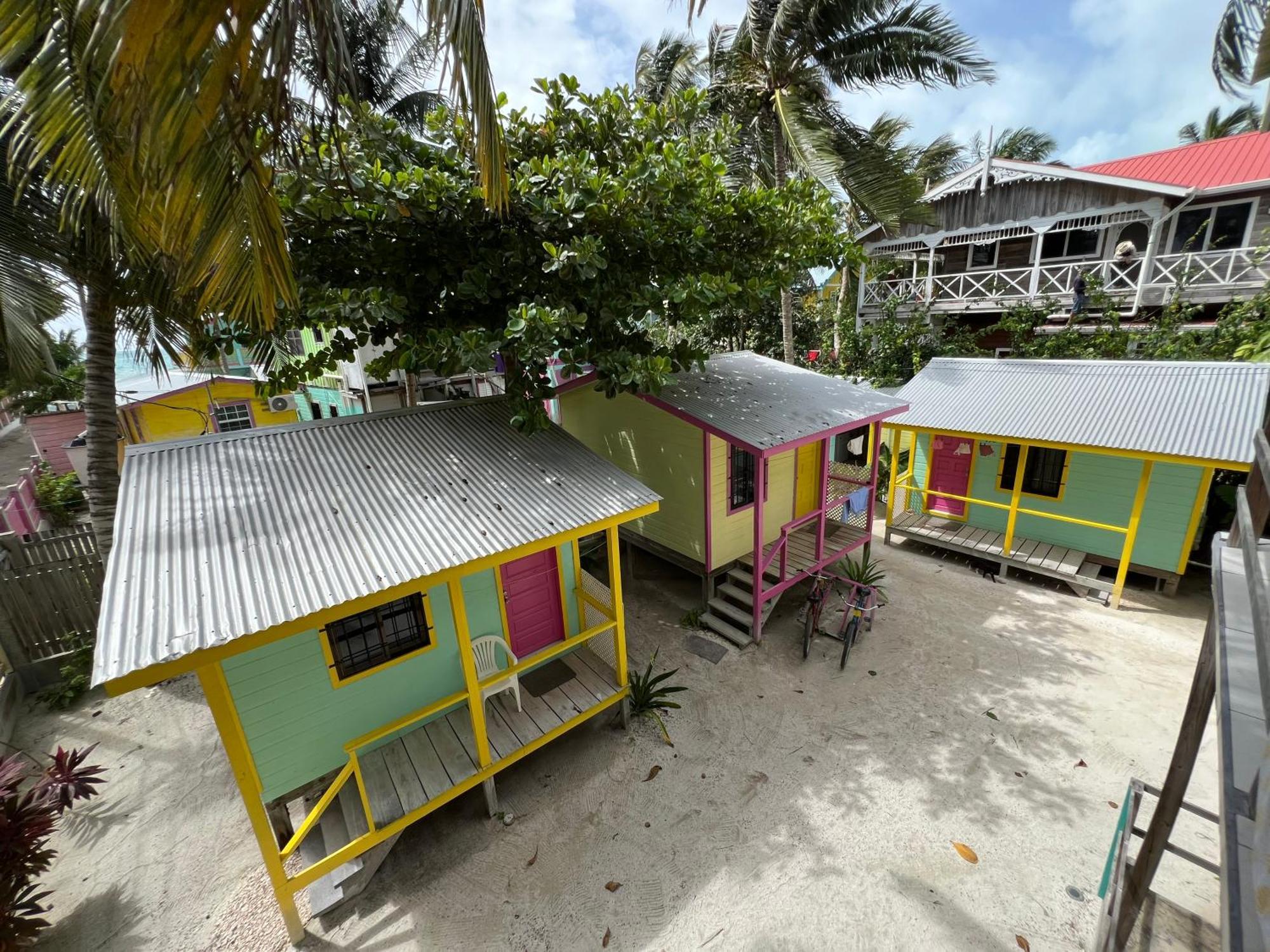 Barefoot Beach Belize Кайе Колкер Екстериор снимка