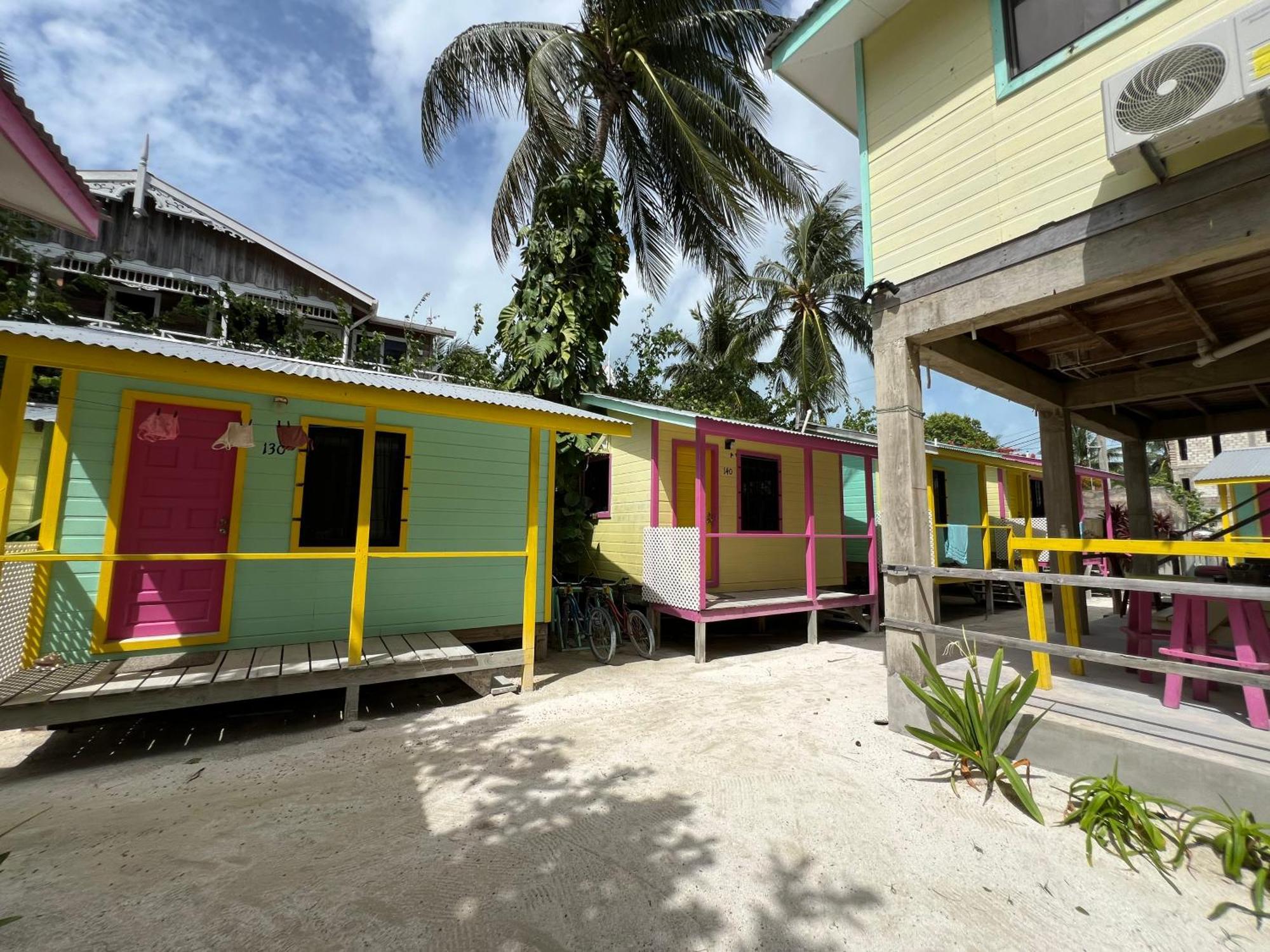 Barefoot Beach Belize Кайе Колкер Екстериор снимка