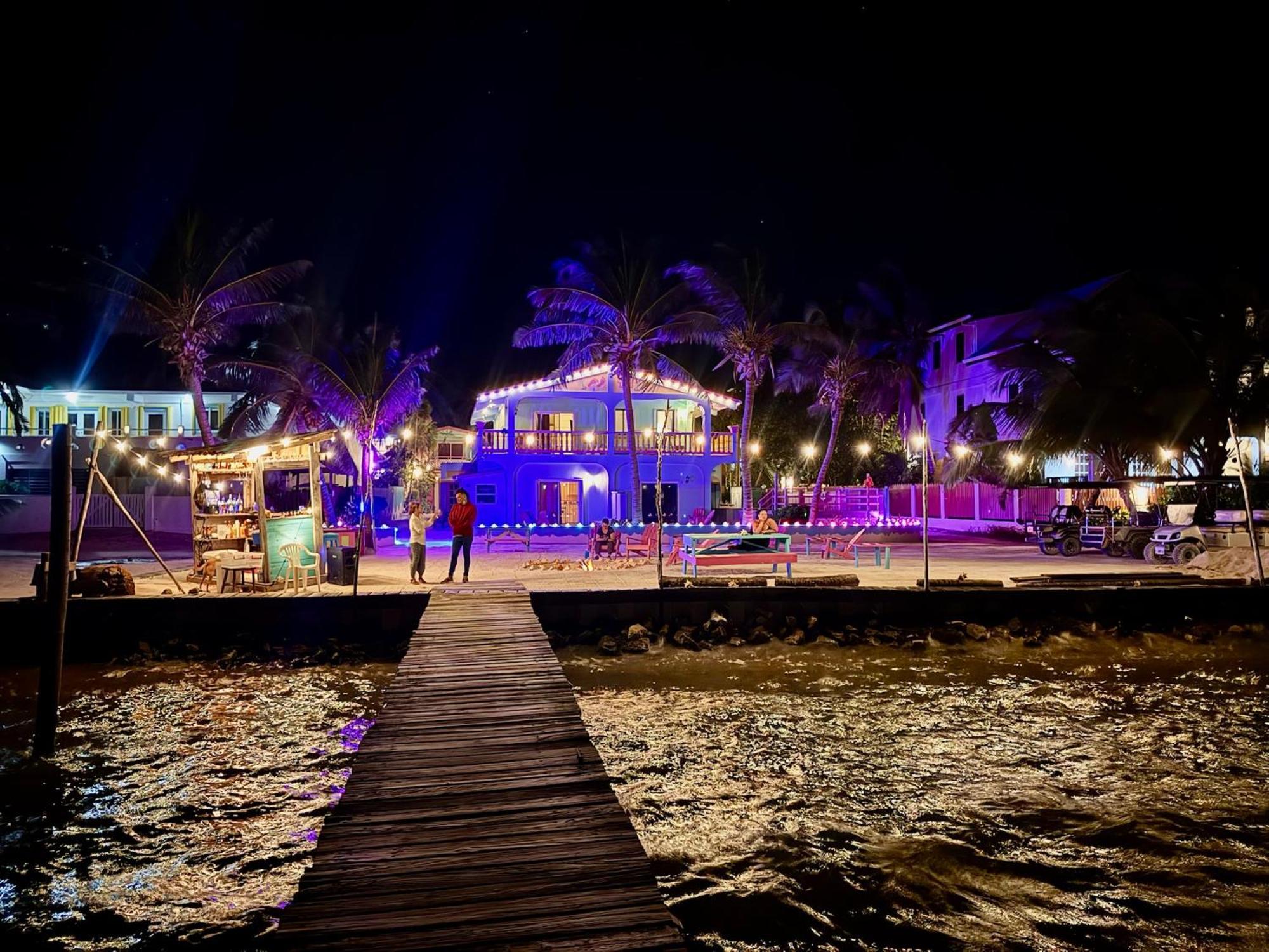 Barefoot Beach Belize Кайе Колкер Екстериор снимка